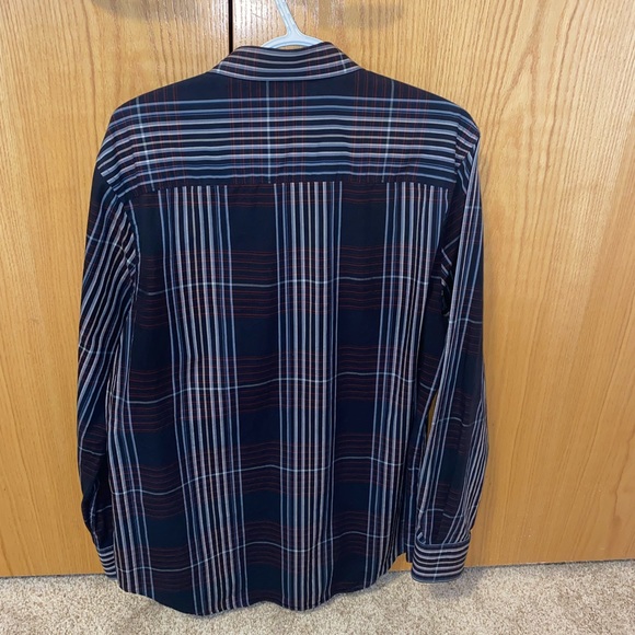 2/$30 ⚡️ - SHIRT | men’s Perry Ellis size large - Picture 2 of 5